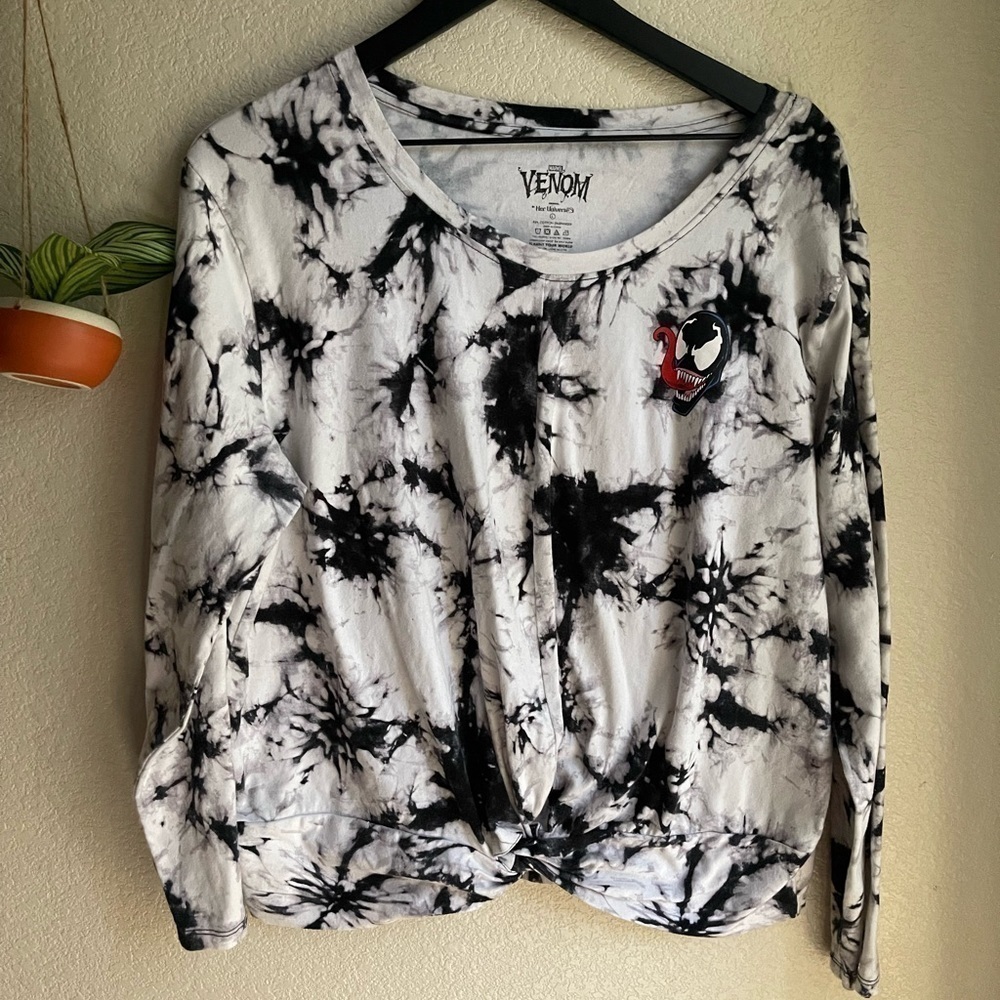 Marvel venom her universe long sleeve